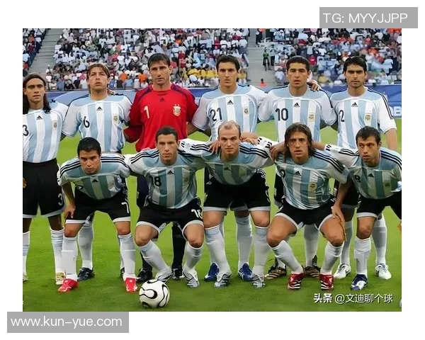 首发阵容揭秘足球明星背后的故事与成就解析 首发阵容揭秘足球明星背后的故事与成就解析